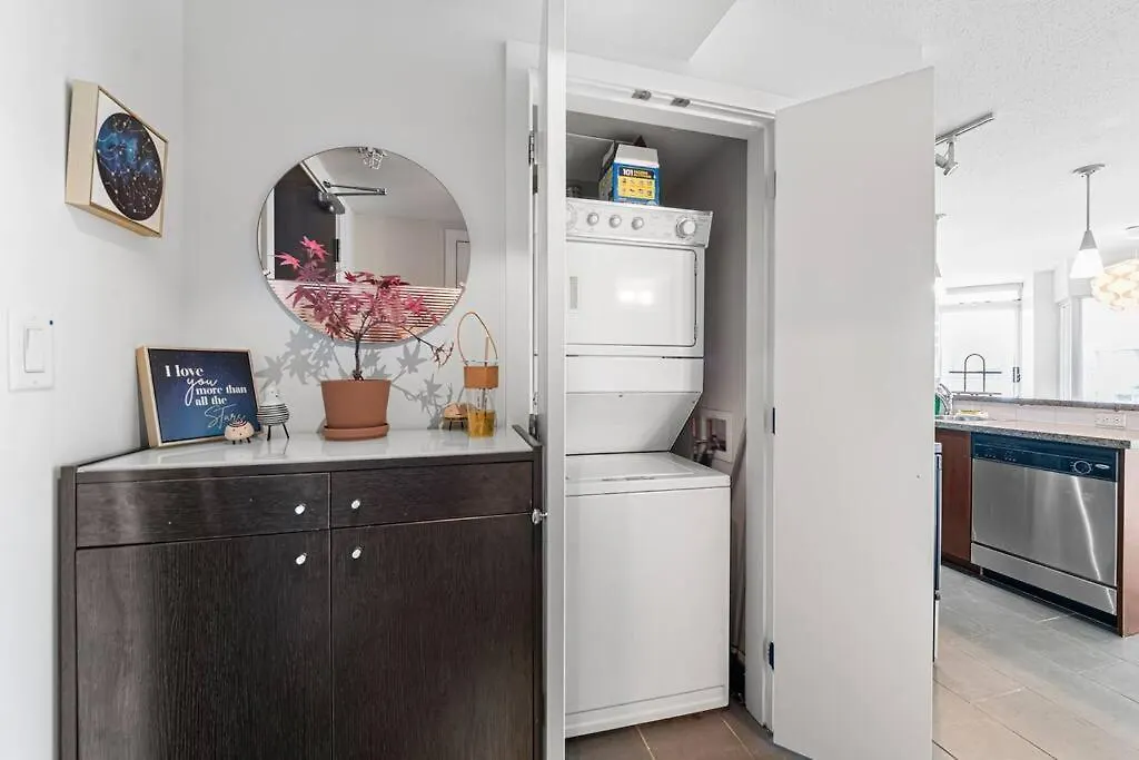 Modern Elegance Apartment Vancouver